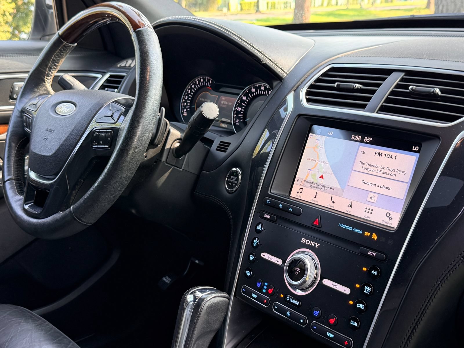 Used 2019 Ford Explorer Platinum AWD/4WD image 20