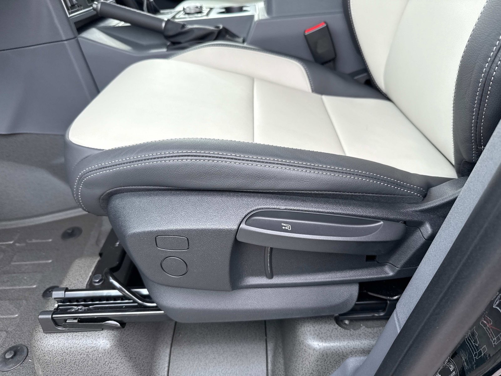 New 2025 INEOS Grenadier image 17