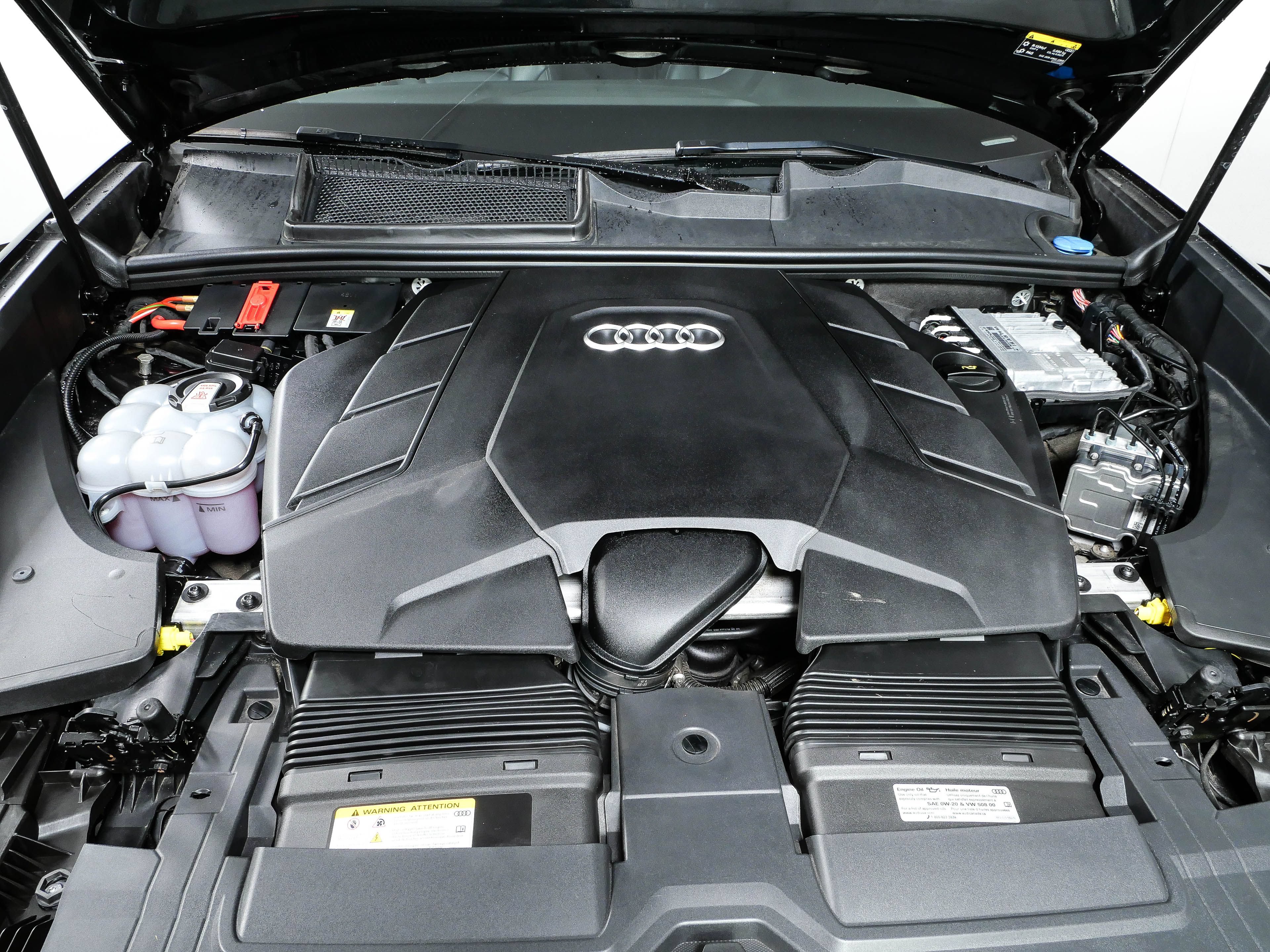 Used 2023 Audi Q8 Premium Plus w/ Premium Plus Package AWD/4WD image 37