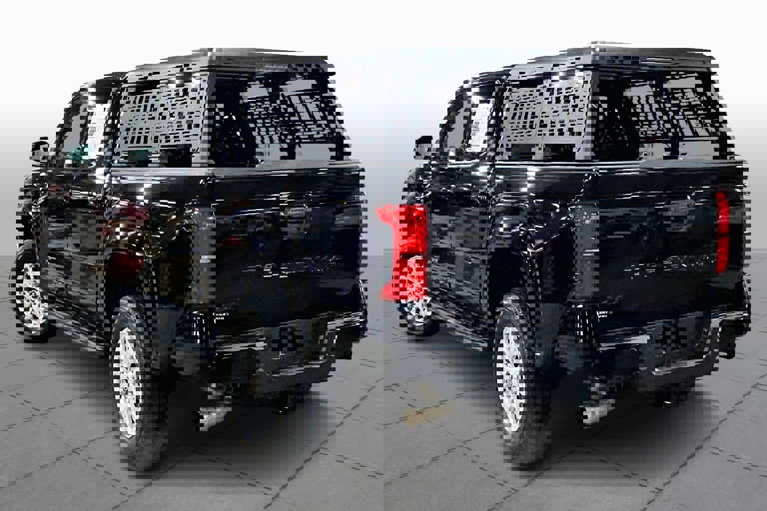 Certified 2025 Toyota Tacoma SR5 image 12