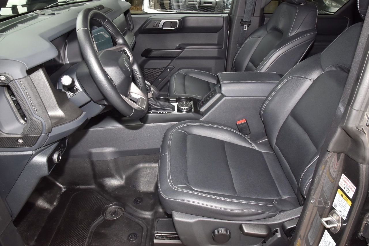 Certified 2025 Ford Bronco Badlands image 13