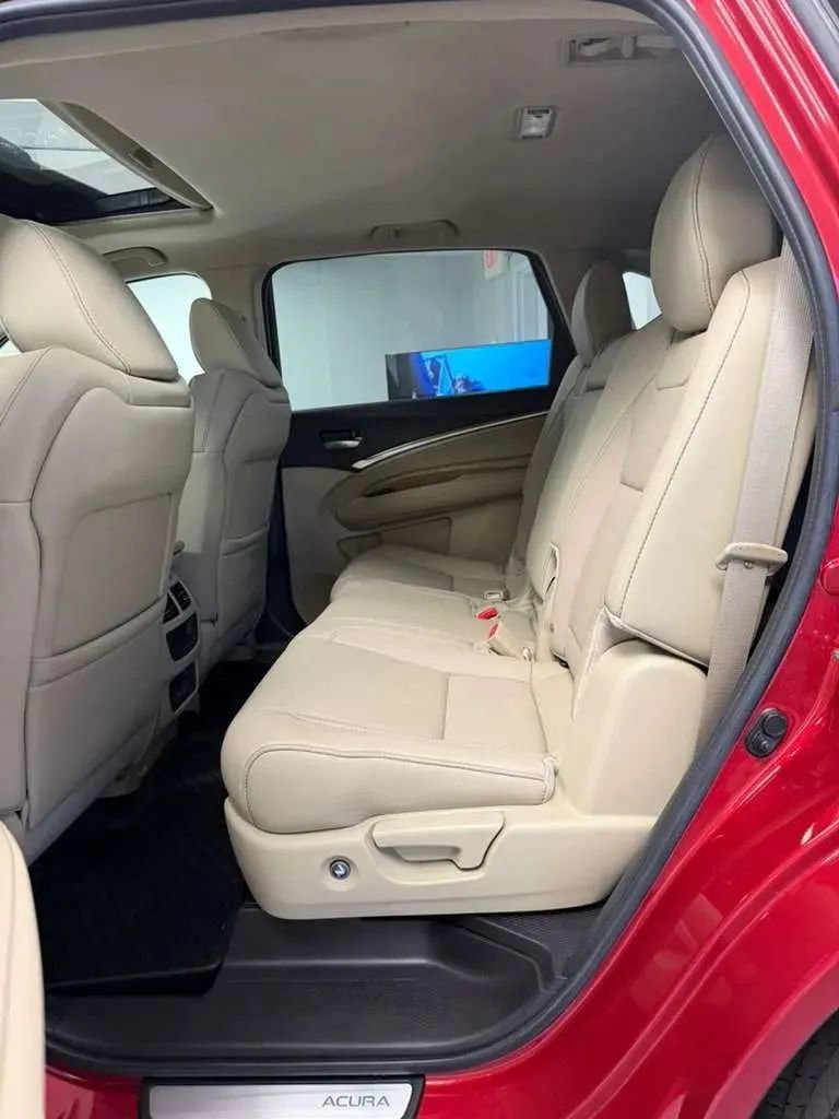 Used 2019 Acura MDX FWD w/ Technology Package image 8