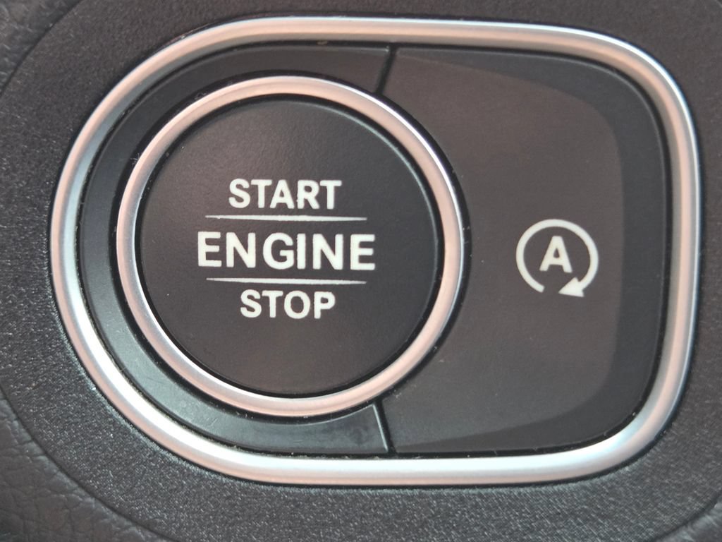 Used 2021 Mercedes-Benz GLE 350 4MATIC image 45