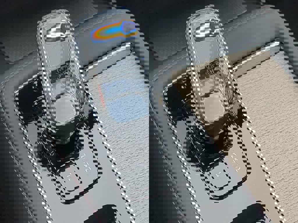 New 2025 Volvo XC90 B5 Plus w/ Protection Package Premier image 32