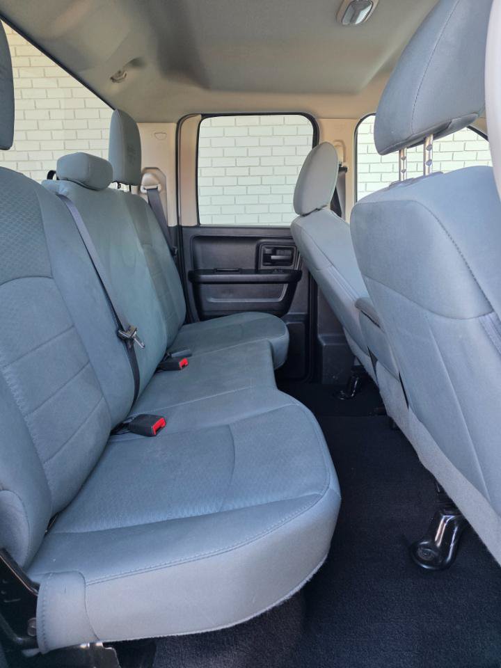 Used 2017 RAM 1500 Express AWD/4WD image 12