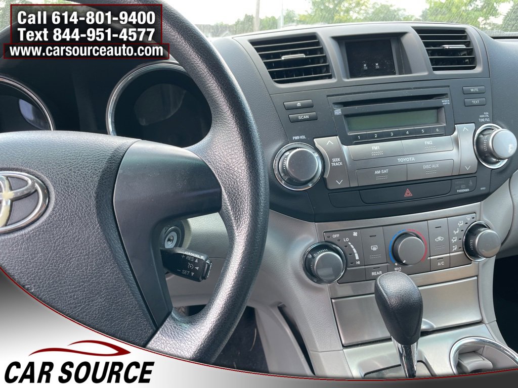Used 2012 Toyota Highlander FWD image 34