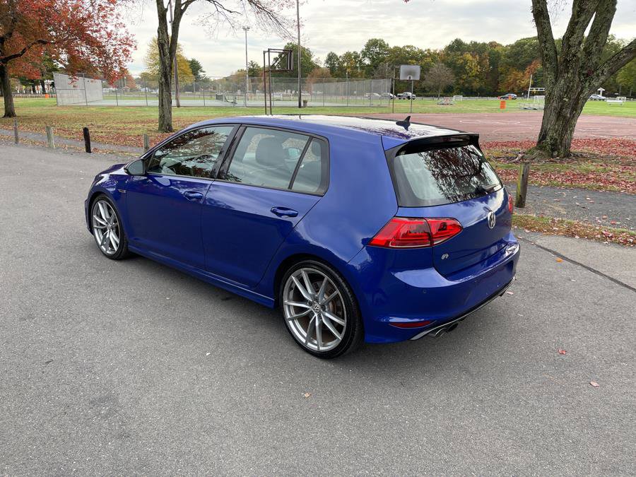 Used 2017 Volkswagen Golf 4-Door image 13