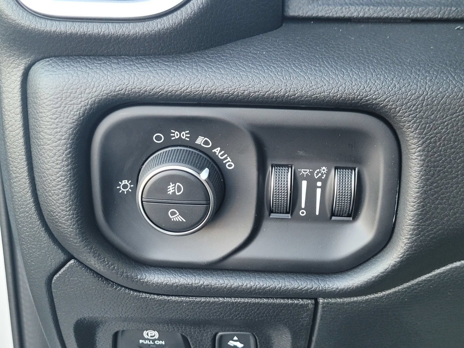 New 2026 RAM 1500 Big Horn AWD/4WD image 21