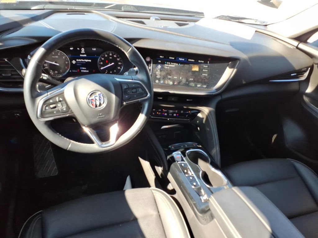Used 2022 Buick Envision Essence w/ Safety Package image 9