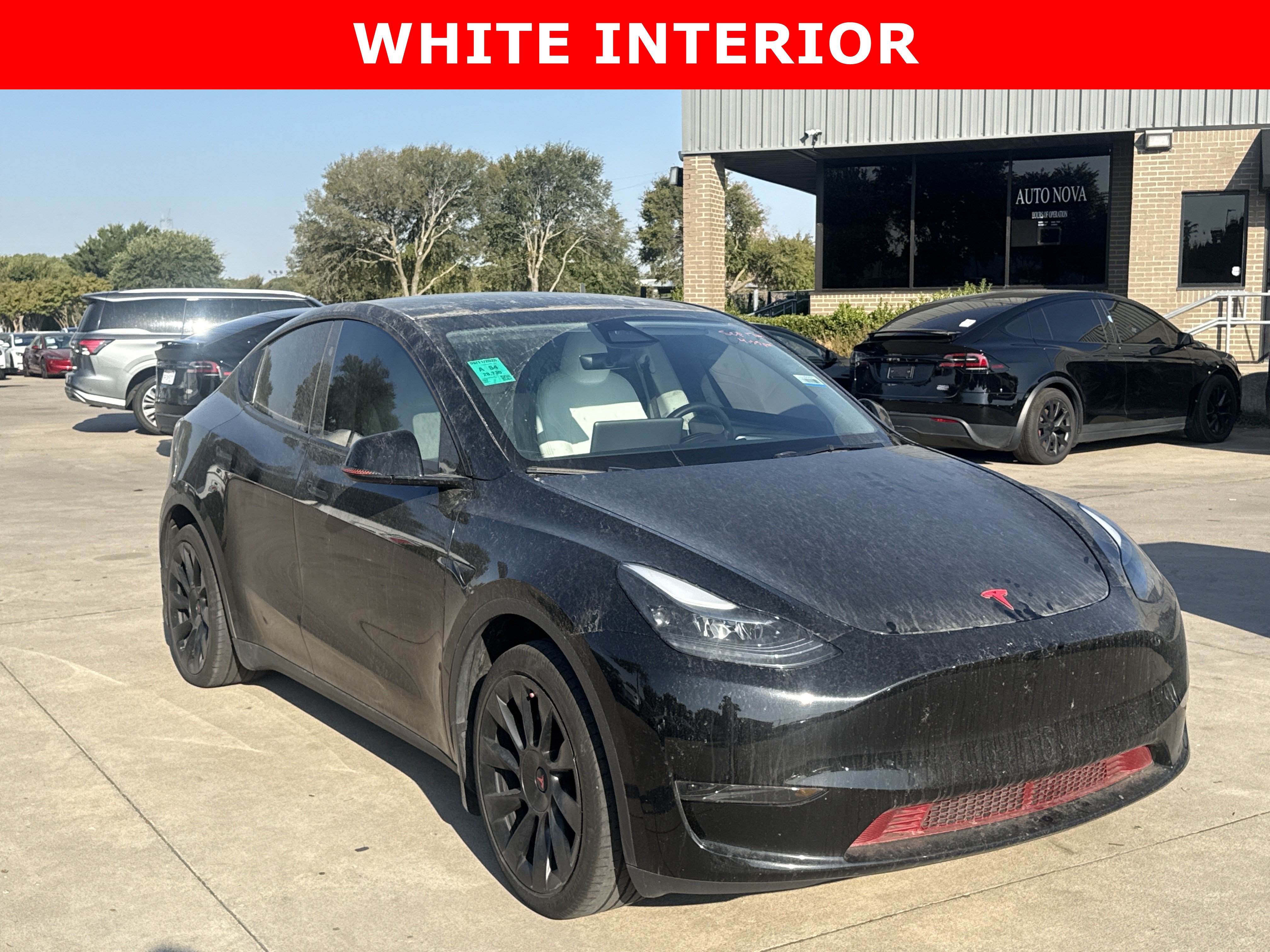 Used 2024 Tesla Model Y Long Range RWD image 1