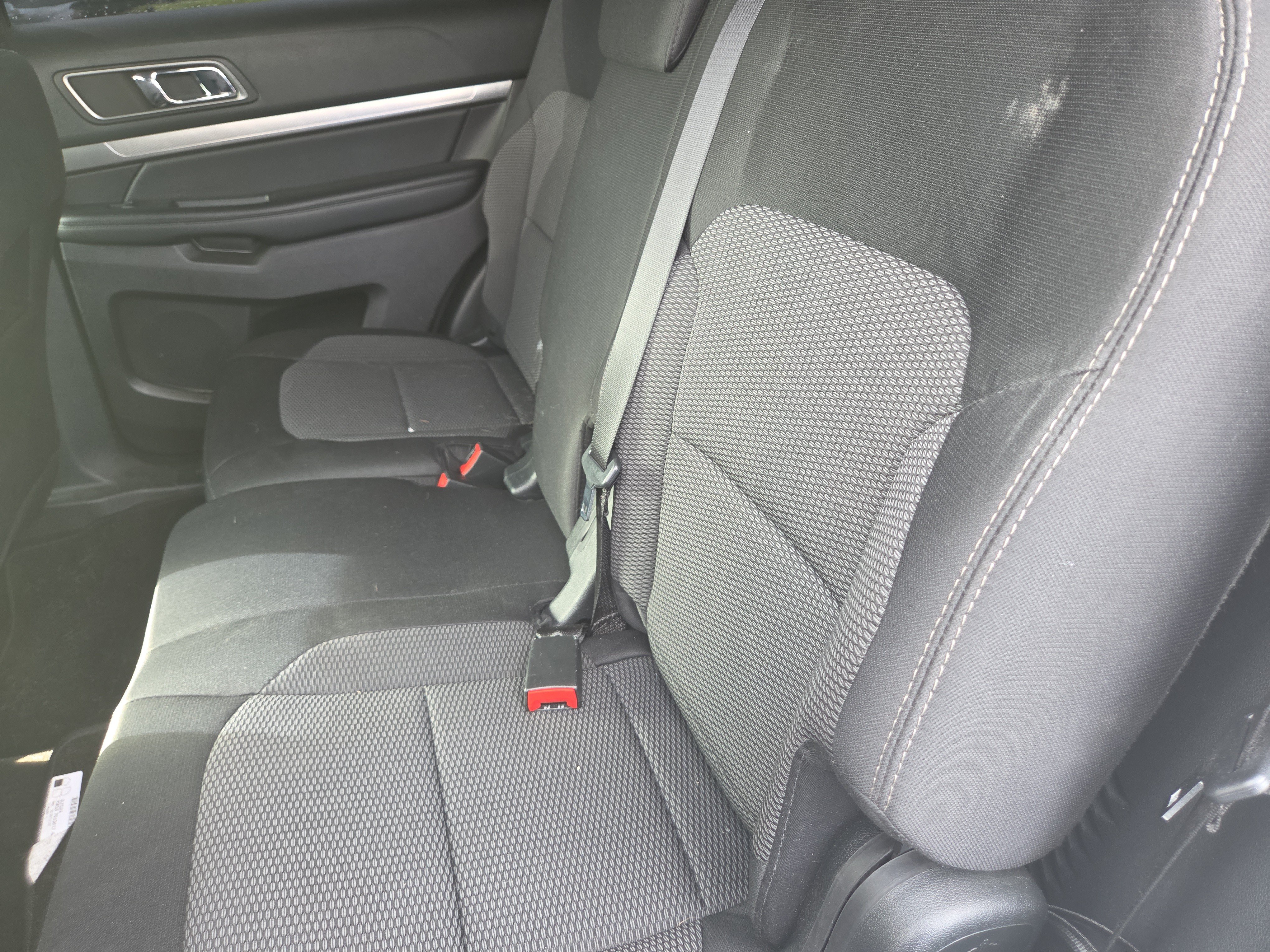 Used 2019 Ford Explorer XLT AWD/4WD image 6