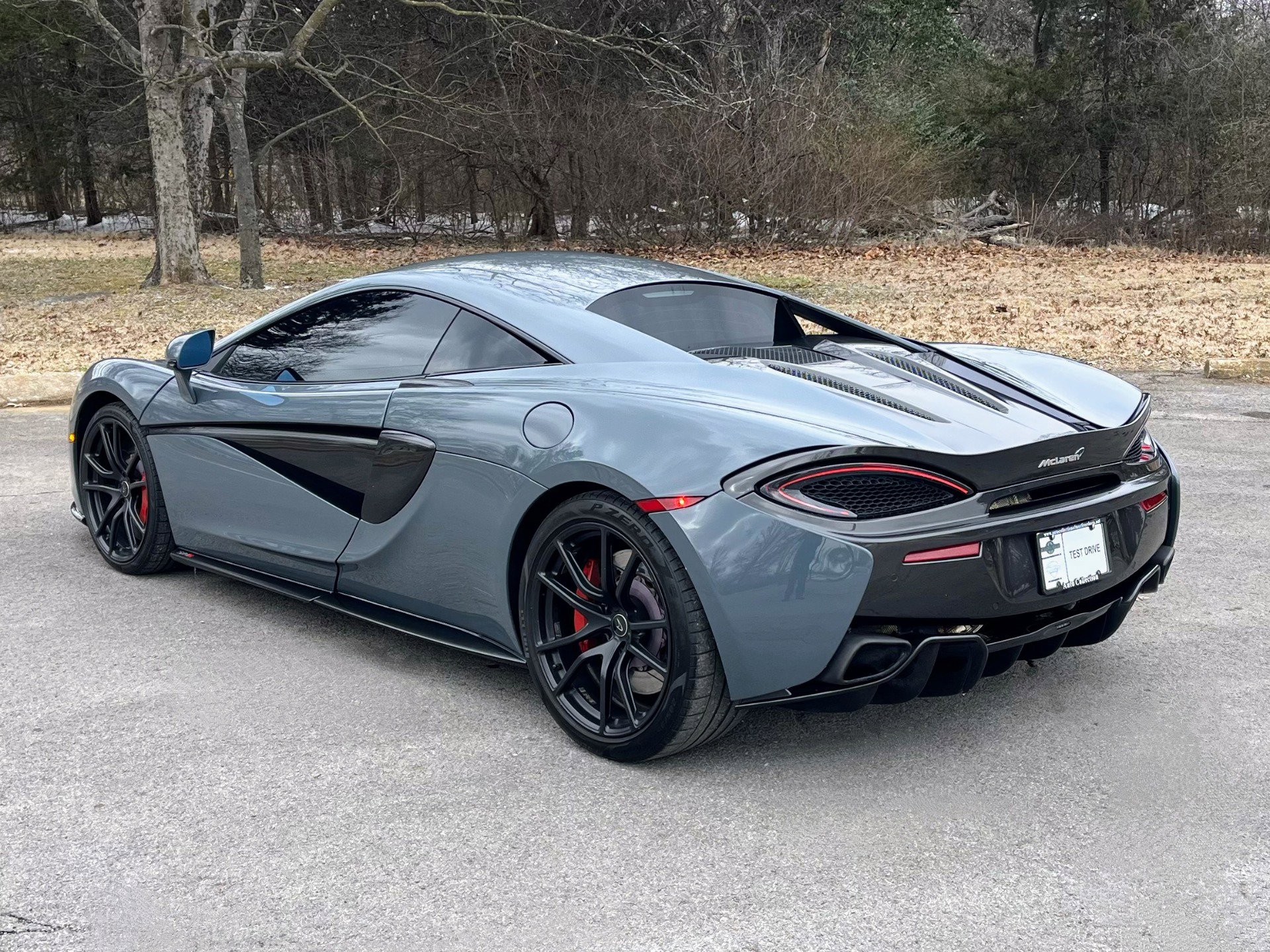 Used 2016 McLaren 570S Coupe image 16