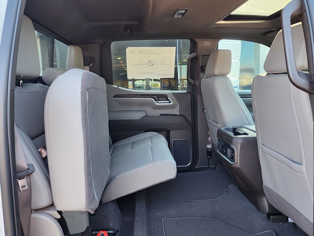New 2026 GMC Sierra 1500 SLT image 45