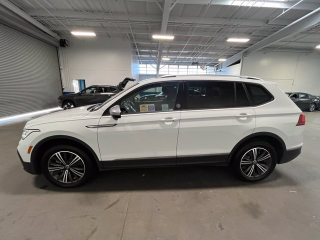 Used 2024 Volkswagen Tiguan Wolfsburg Edition AWD/4WD image 6