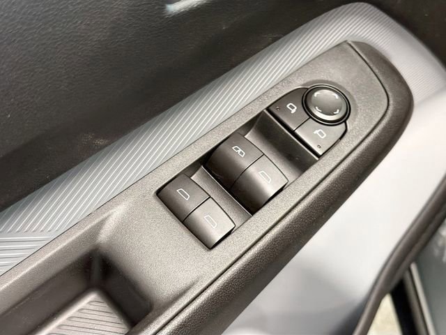 New 2027 Chevrolet Bolt LT w/ Comfort Package FWD image 20