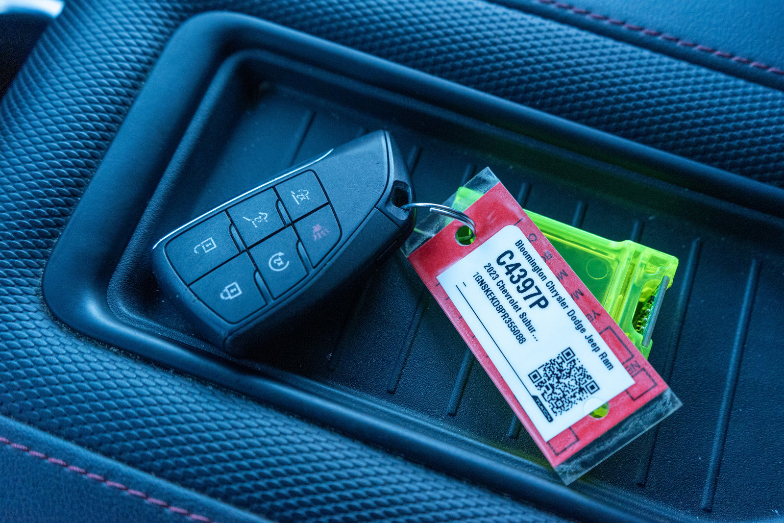 Used 2023 Chevrolet Suburban RST image 30