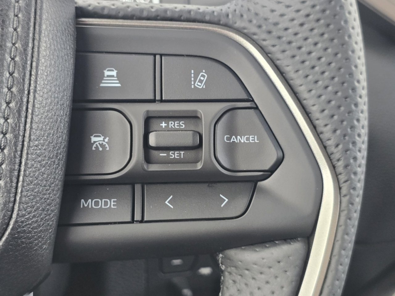 New 2026 Toyota Tundra Limited AWD/4WD image 29