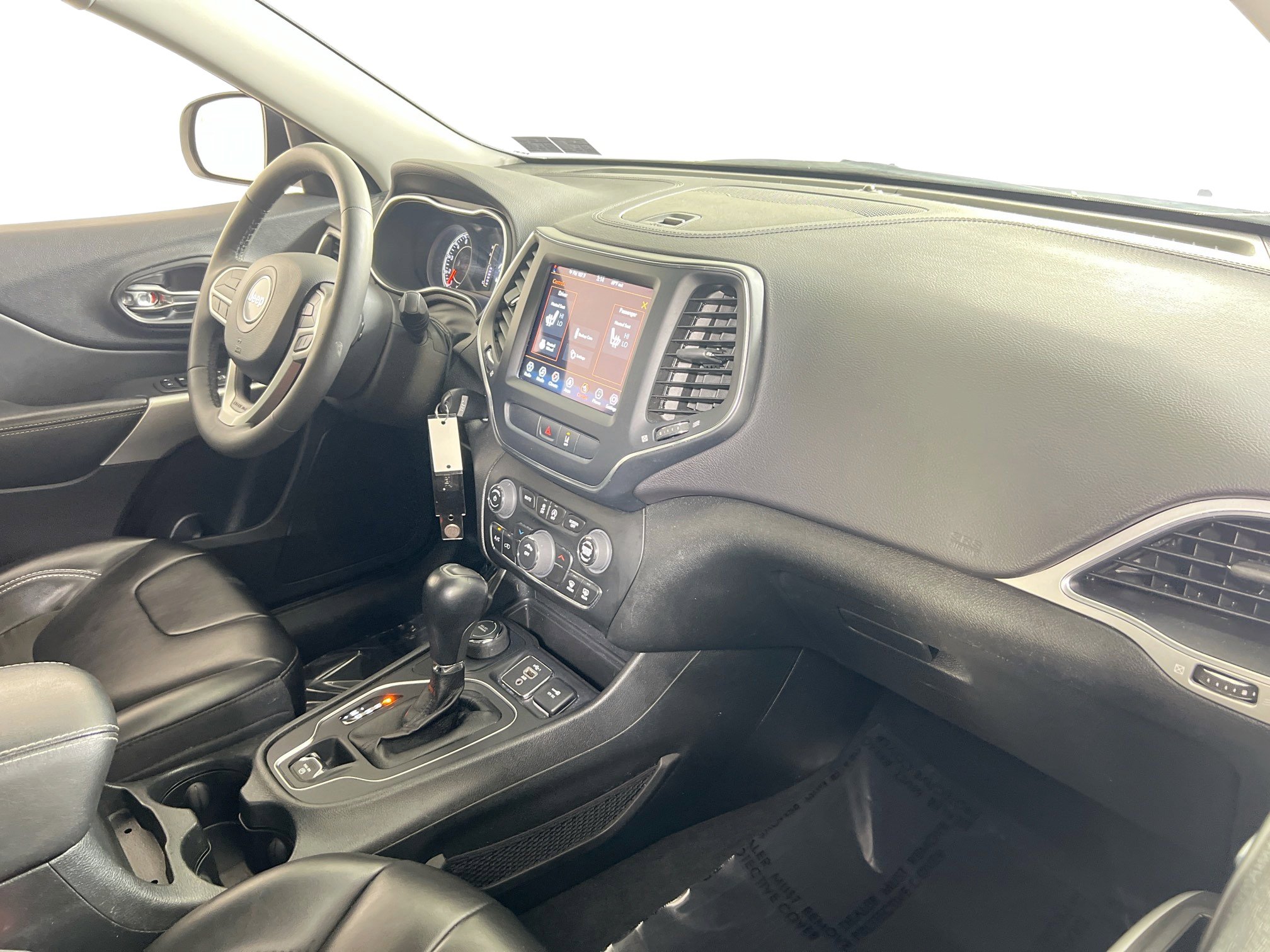 Used 2022 Jeep Cherokee Latitude image 27