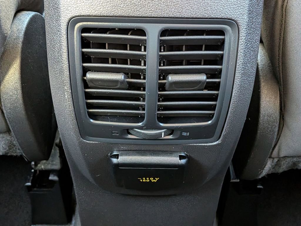 Used 2017 Ford Escape SE w/ Equipment Group 201A image 33