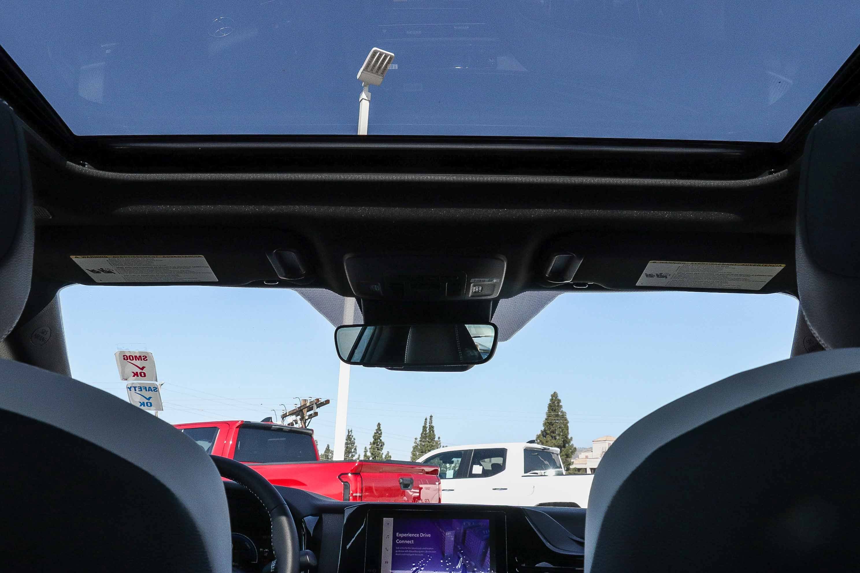 Used 2026 Toyota Camry SE w/ Convenience Package FWD image 12