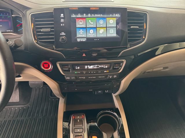 Used 2022 Honda Pilot Touring image 5
