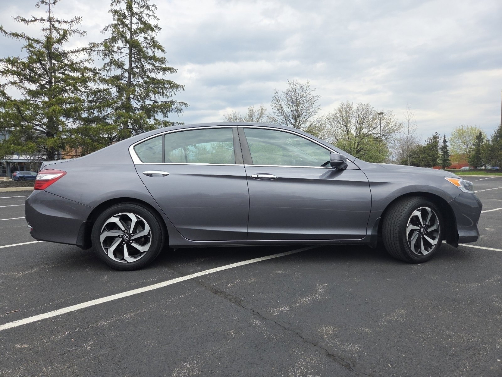 Used 2016 Honda Accord EX image 20