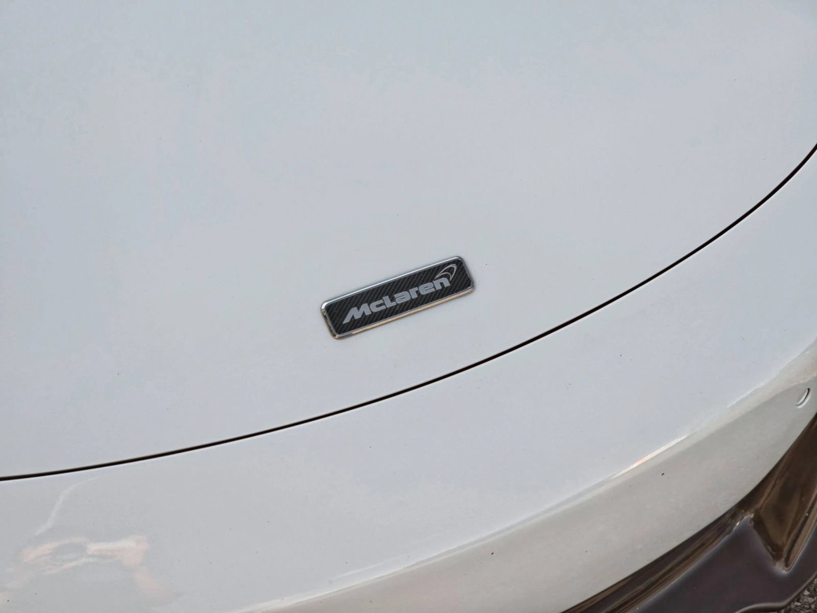 Used 2015 McLaren 650S Spider RWD image 17