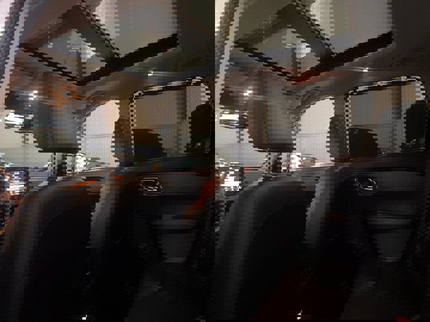 Used 2021 Nissan Rogue SL w/ Premium Package image 6