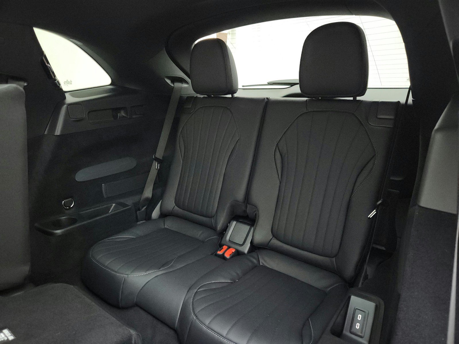 New 2027 Mercedes-Benz EQS 400 4MATIC SUV image 22