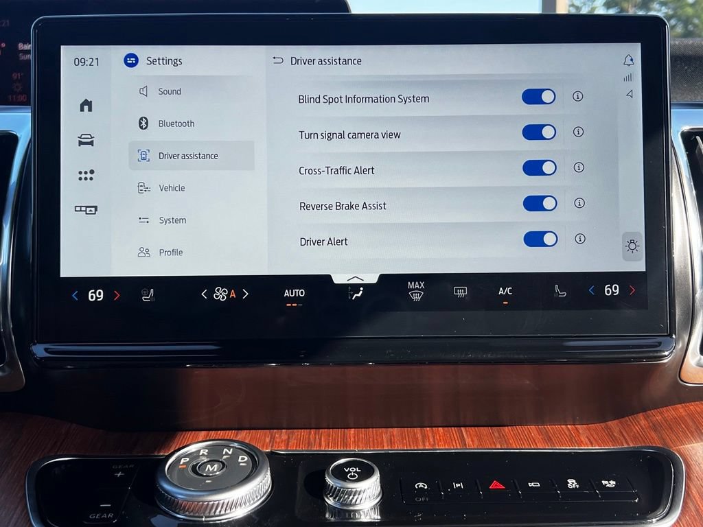 New 2027 Ford Expedition King Ranch RWD image 37
