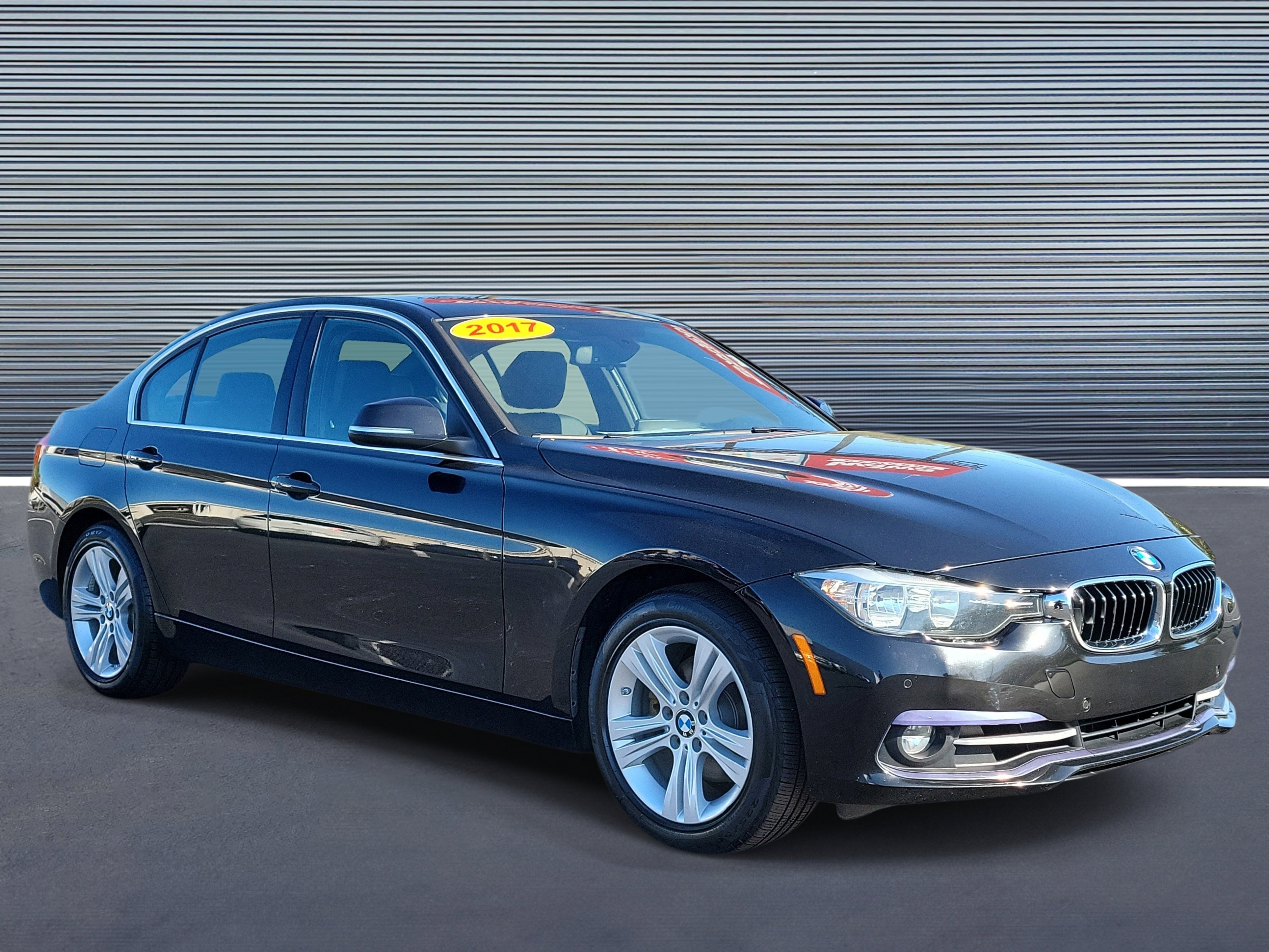 Used 2017 BMW 330i 330i image 2