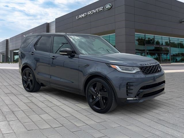 Used 2025 Land Rover Discovery Dynamic SE AWD/4WD image 7