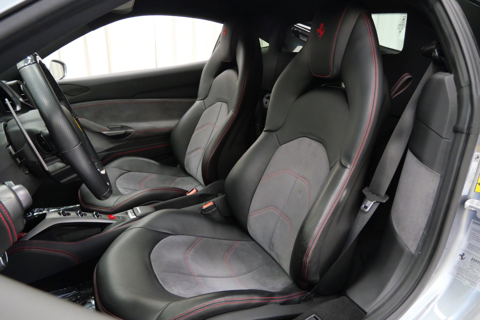 Used 2018 Ferrari 488 GTB image 22