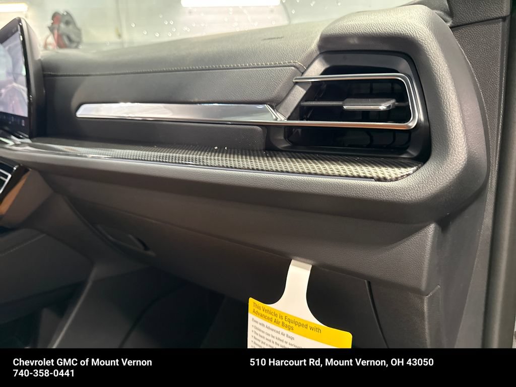 New 2027 Chevrolet Traverse Z71 w/ Driver Confidence Package AWD/4WD image 36