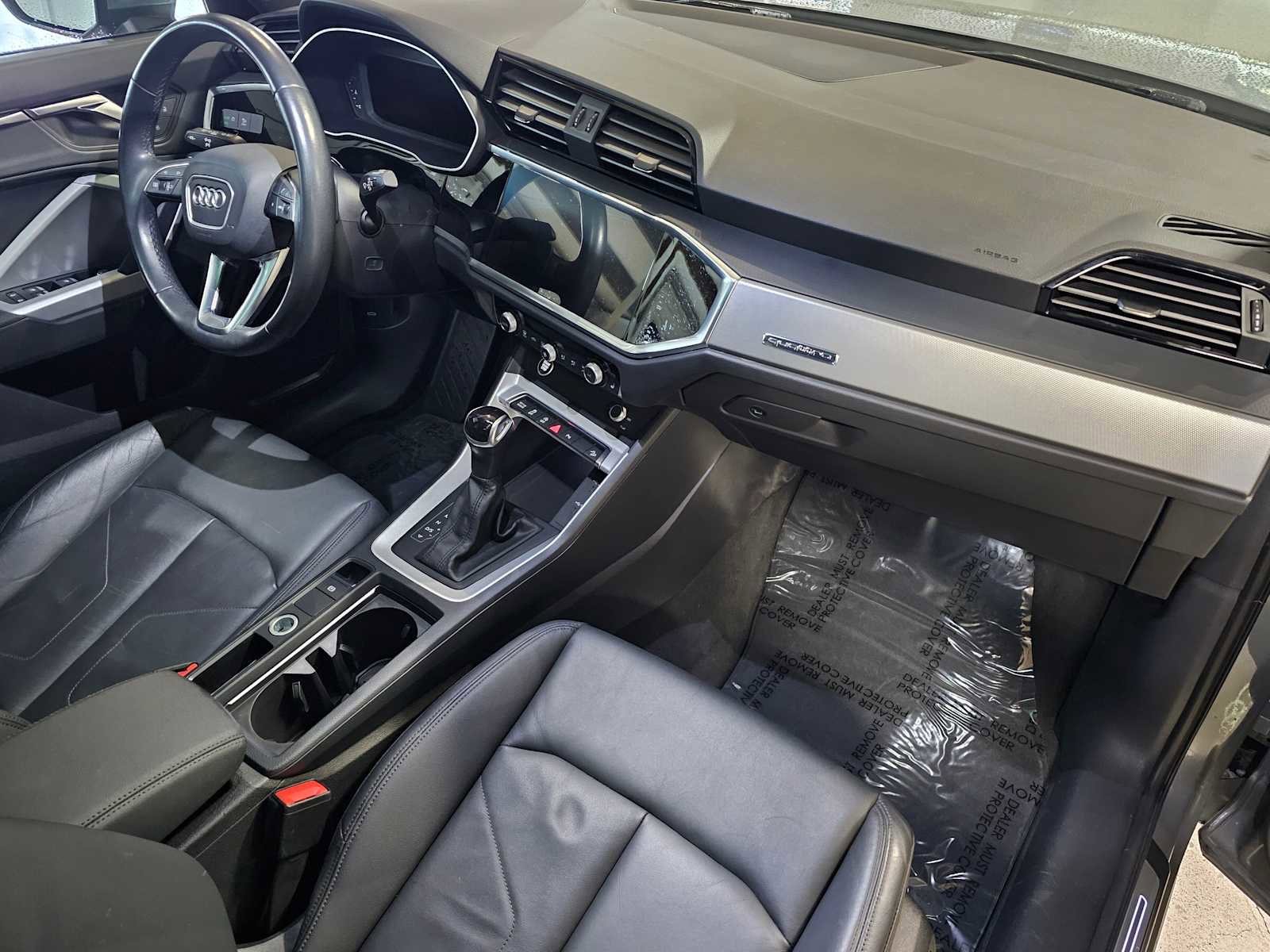 Used 2023 Audi Q3 2.0T Premium w/ Convenience Package image 11