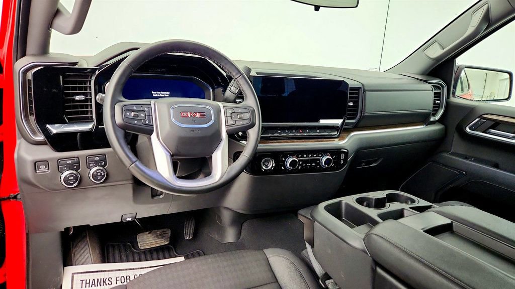 Used 2024 GMC Sierra 1500 Elevation image 9