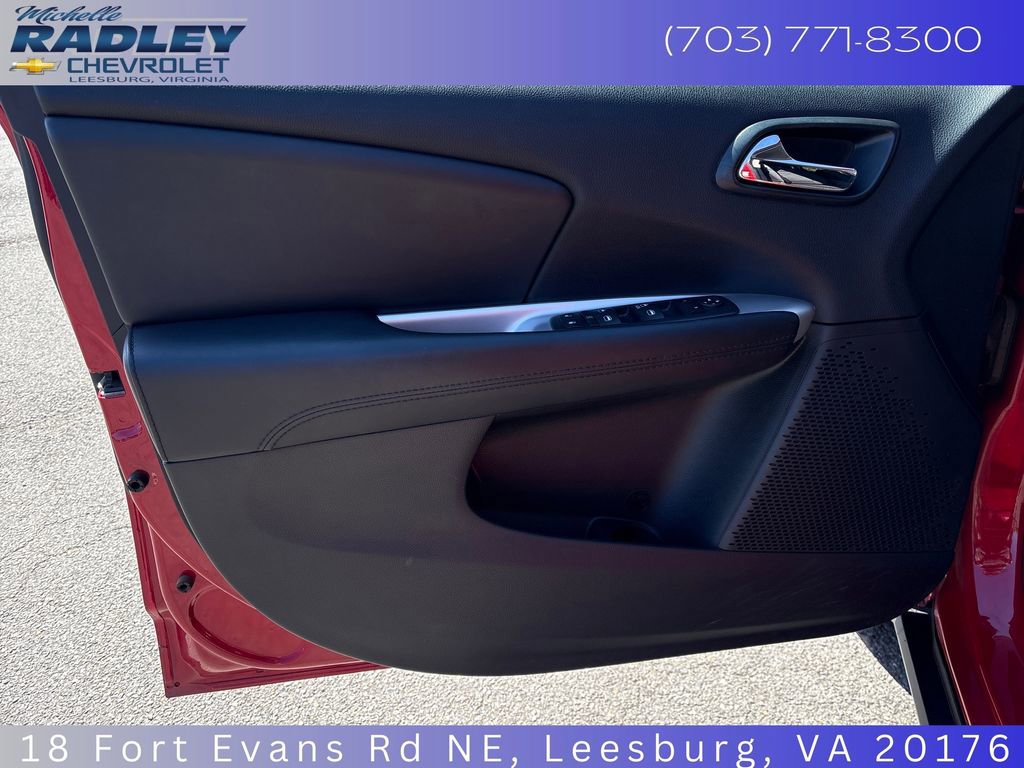 Used 2016 Dodge Journey SE w/ Flexible Seating Group image 13