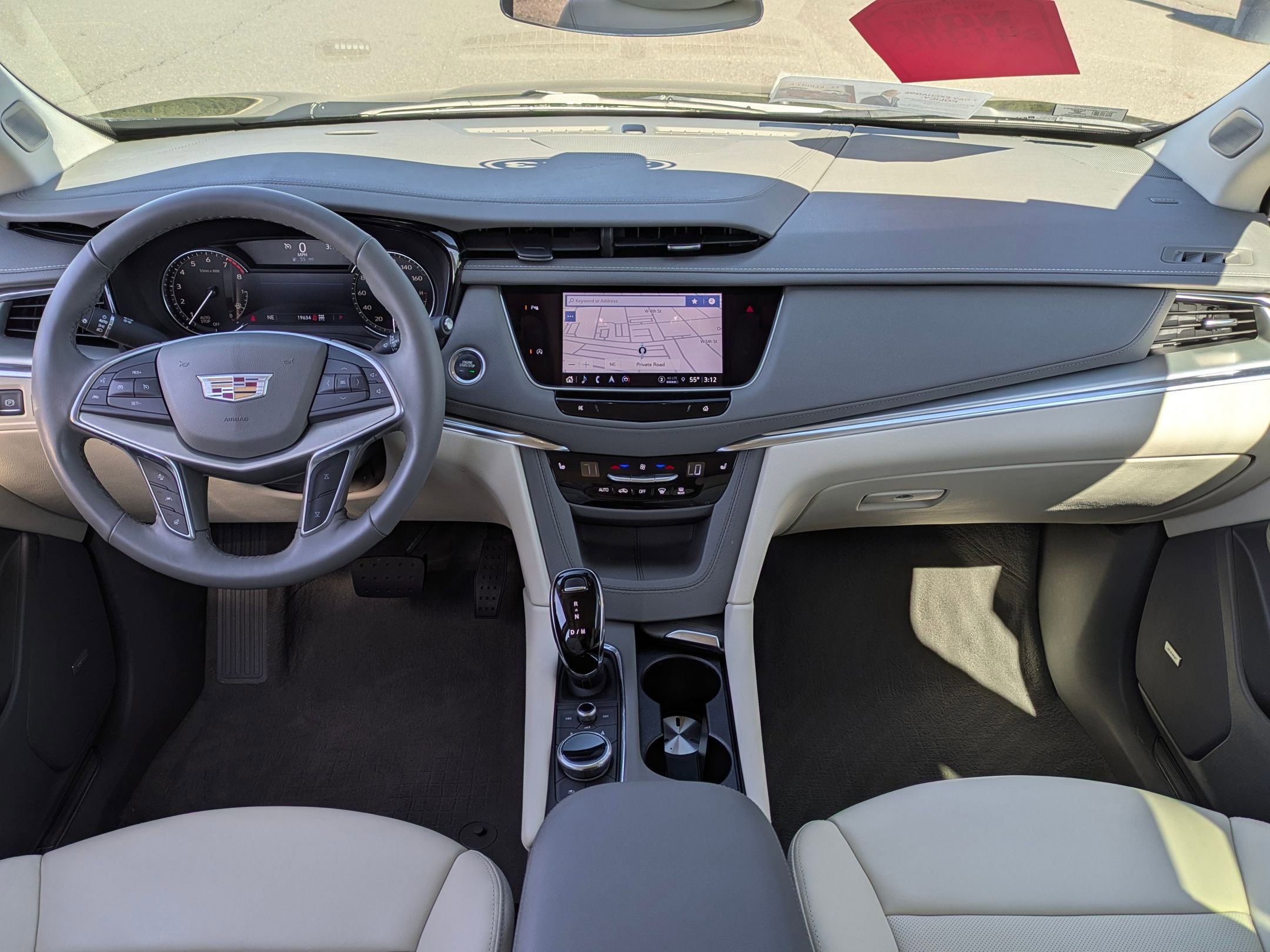 Certified 2023 Cadillac XT5 Premium Luxury w/ LPO, Floor Liner Package AWD/4WD image 25
