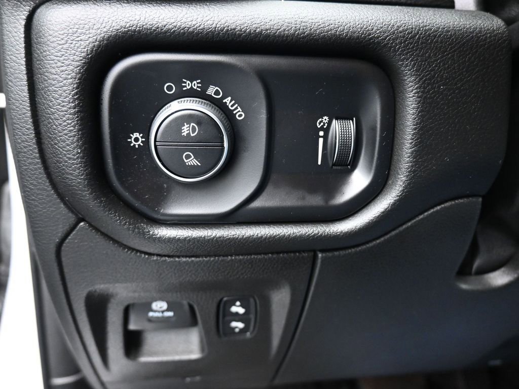 Used 2022 RAM 1500 Big Horn image 33