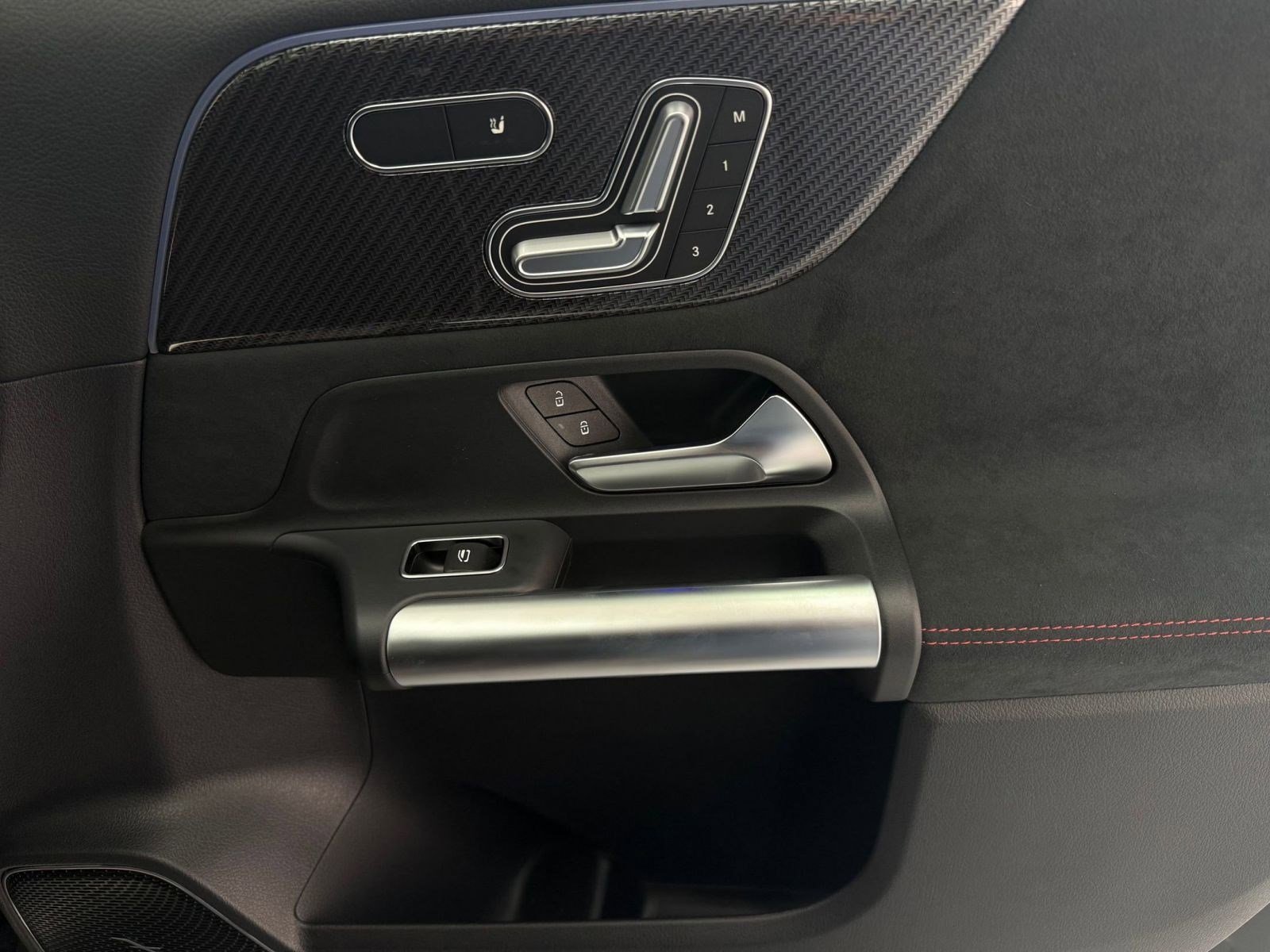 New 2026 Mercedes-Benz GLA 35 AMG 4MATIC image 23