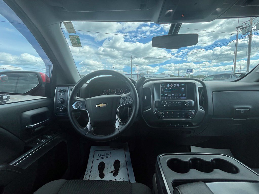 Used 2018 Chevrolet Silverado 1500 LT w/ Trailering Package AWD/4WD image 18
