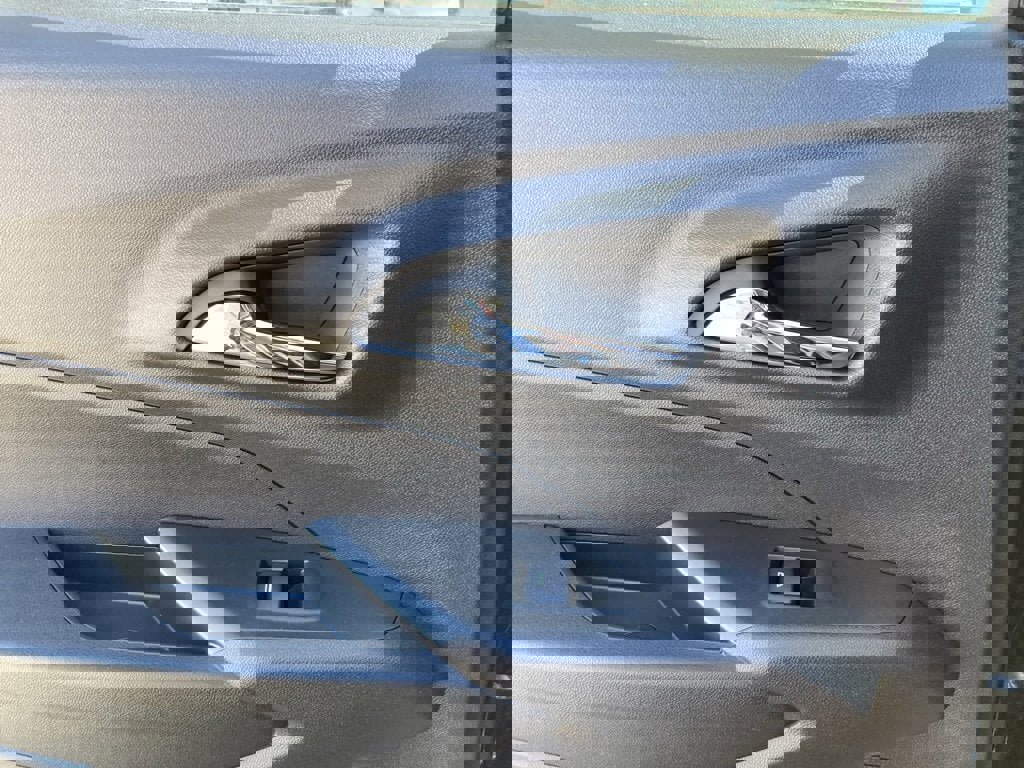 New 2025 Chevrolet Trax LT w/ Driver Confidence Package image 24