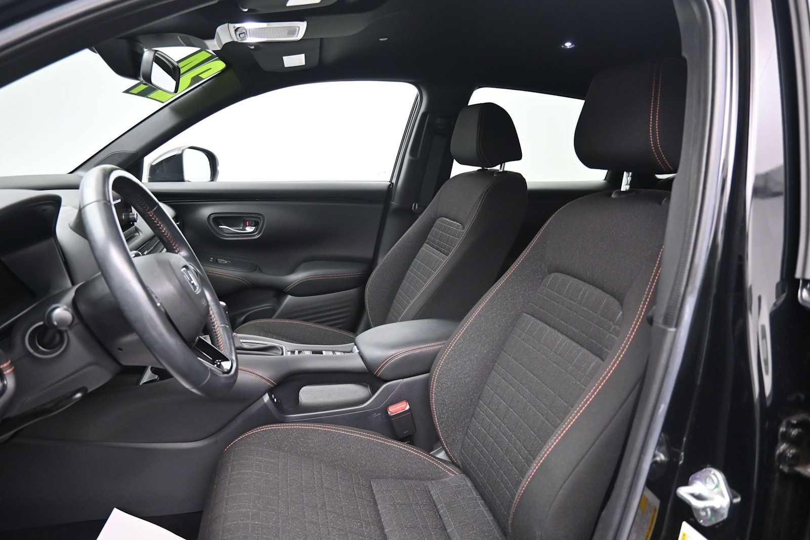 Used 2024 Honda HR-V Sport image 8