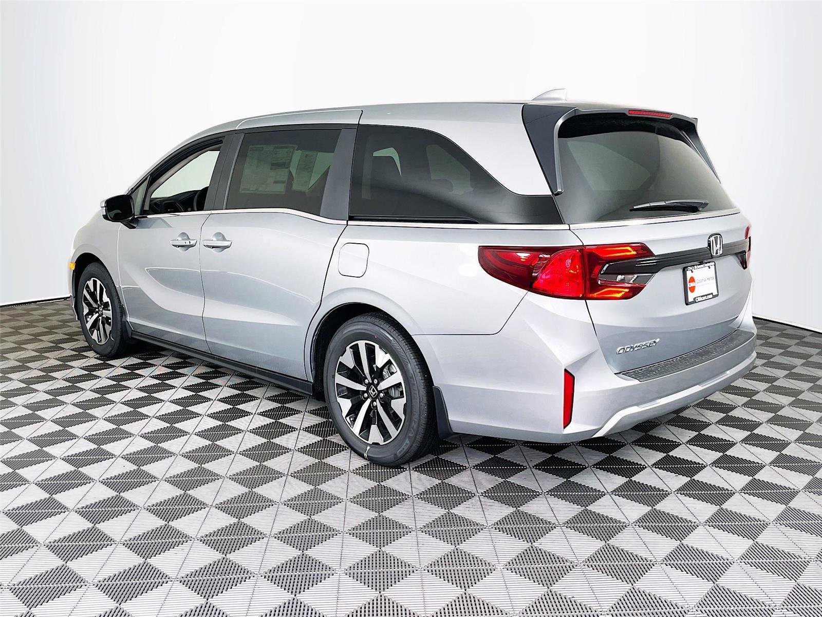 New 2026 Honda Odyssey EX-L image 4