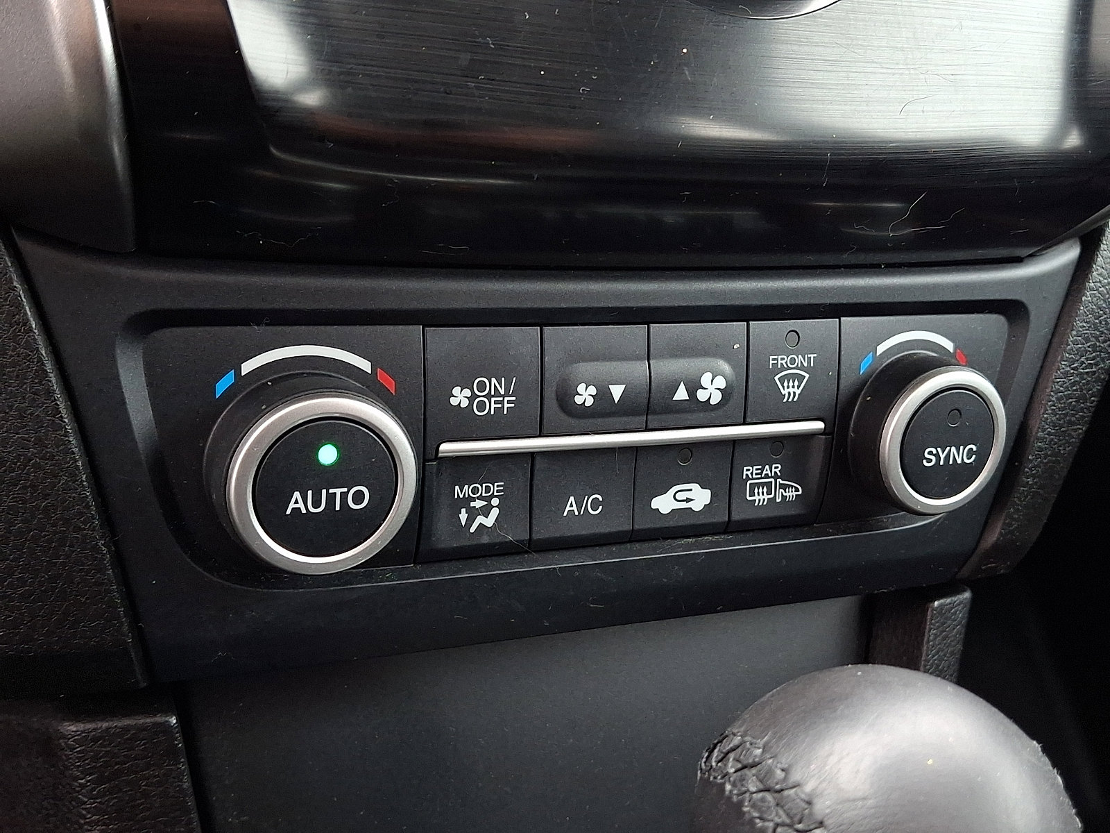 Used 2018 Acura ILX image 16