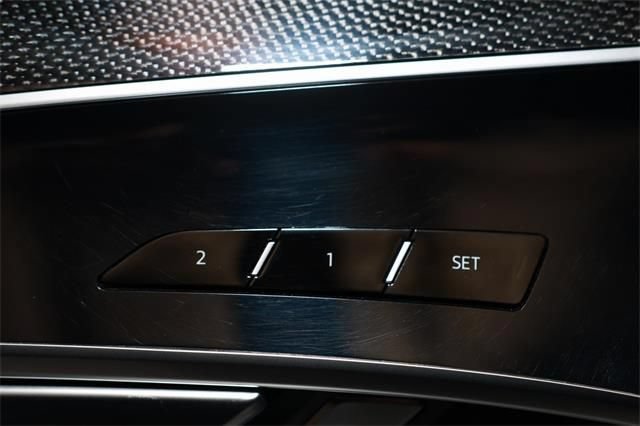 Used 2022 Audi S8 w/ S8 Executive Package AWD/4WD image 34