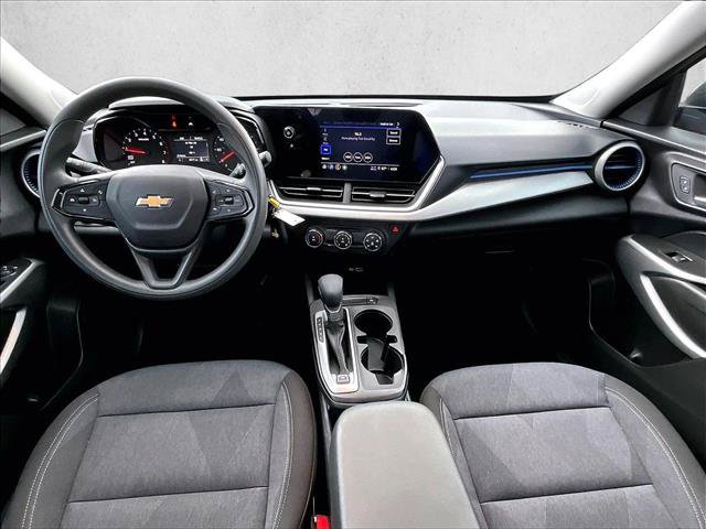 Used 2024 Chevrolet Trax LS FWD image 16
