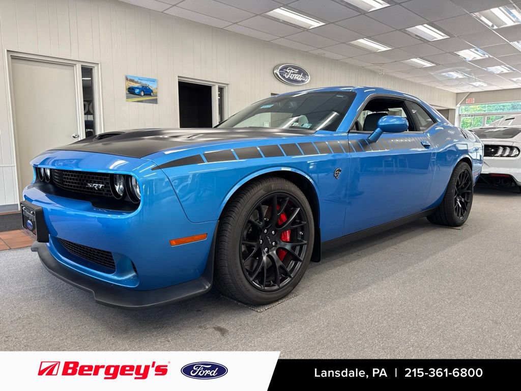 Used 2016 Dodge Challenger SRT Hellcat RWD video 1