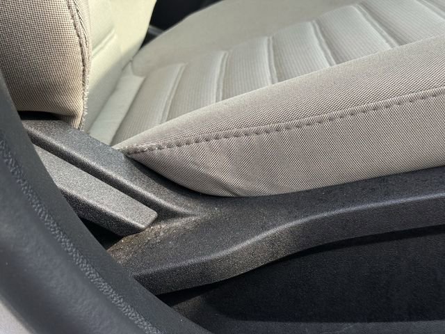 Used 2018 Ford Fusion S FWD image 28
