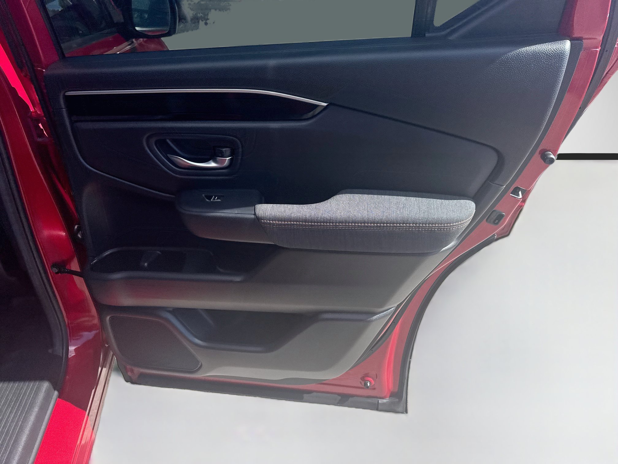 Used 2025 Honda Pilot Sport image 30